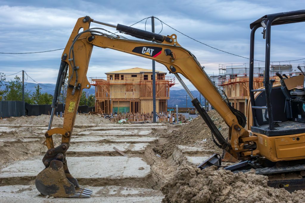 excavator with teeth-pexels-ninobur-18214889