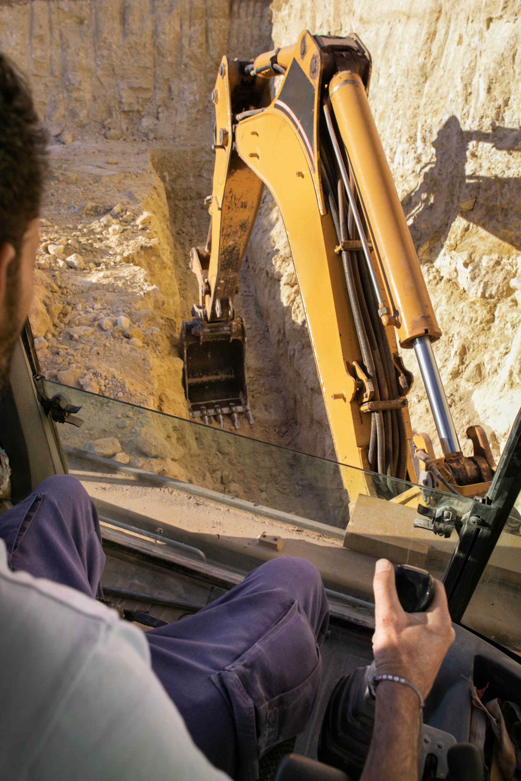 Don’t Waste Resources! Key Differences Between Ditching and Digging Buckets