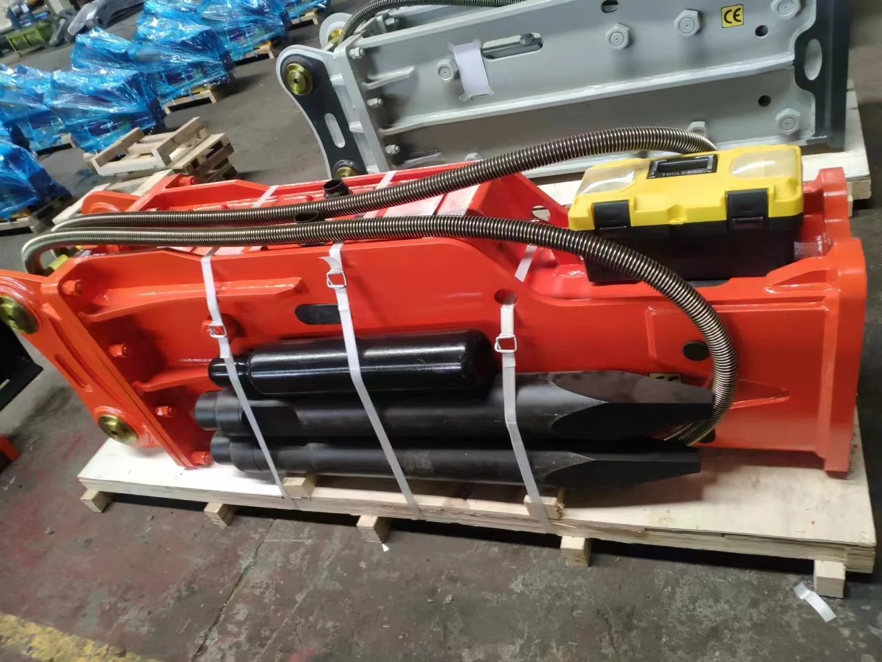 What Are Hydraulic Breaker Hammers and How Do They Operate