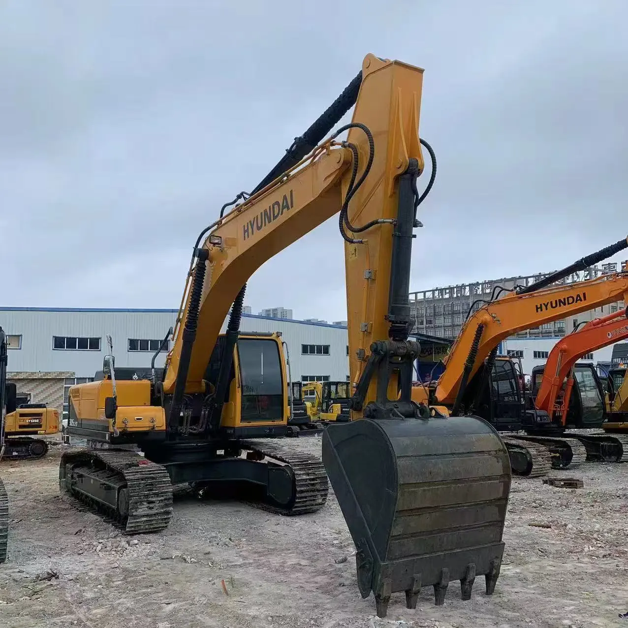 Top 5 Benefits of Using Articulated Backhoe Loaders in Urban Construction