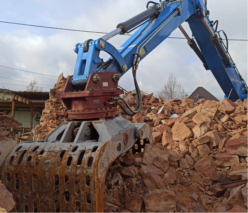 excavator with Sorting Grab