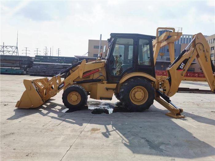 Brand New 420F Backhoe Loader 125HP with Telescopic Arm